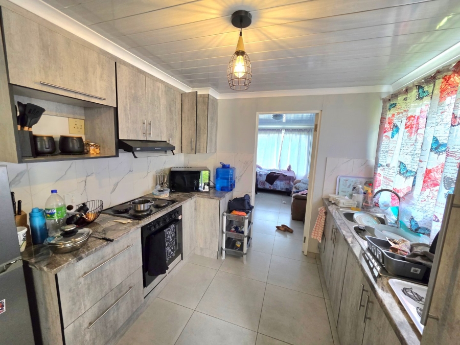  Bedroom Property for Sale in Reitz Free State